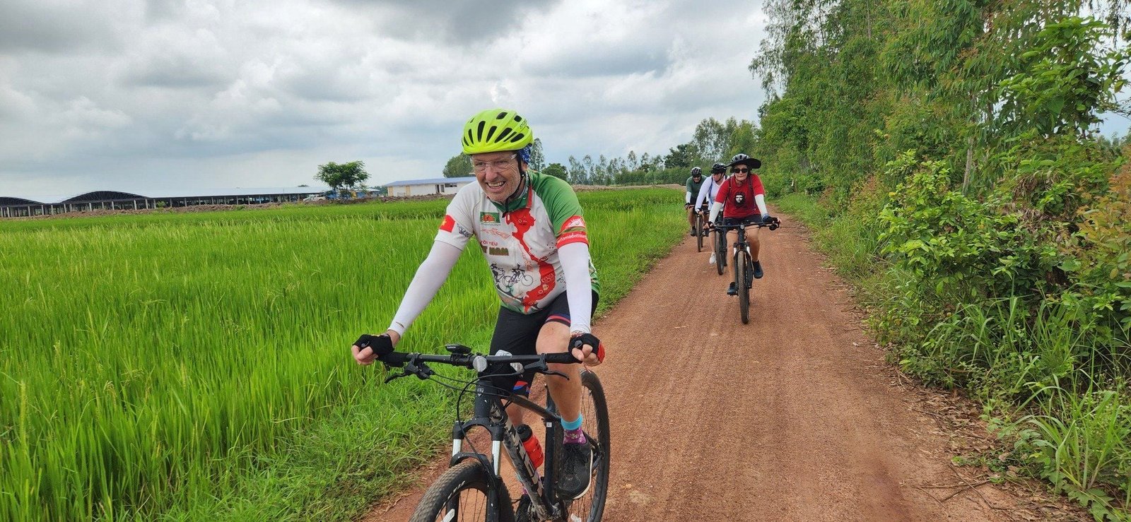 9 Days Hanoi Cycling through hilltribe villages to Luang Prabang